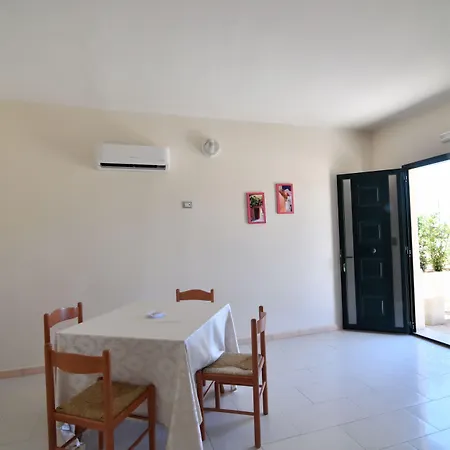 فندق Laurito & أوريا