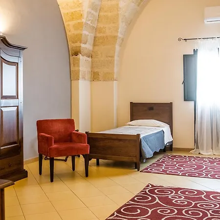 Hotel Laurito &