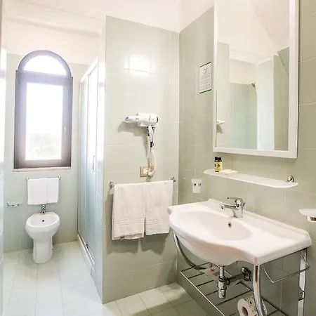 Laurito & 3* Oria (Brindisi)