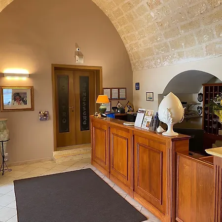 Hotel Laurito & Oria (Brindisi)