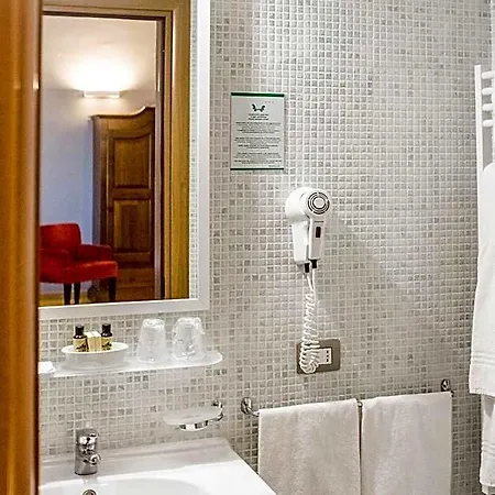 Отель Laurito & 3*