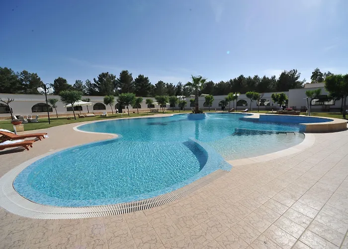 Otel Laurito &
